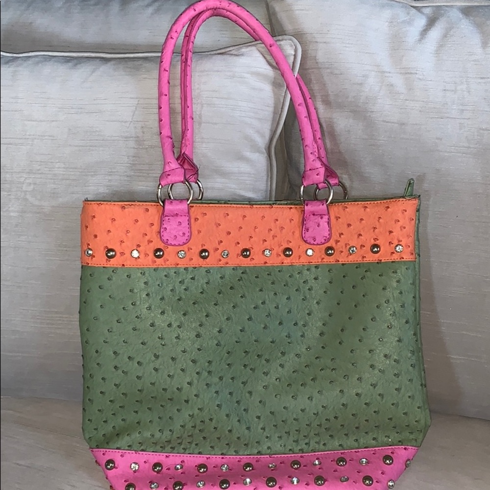 Large super clean fun bag!